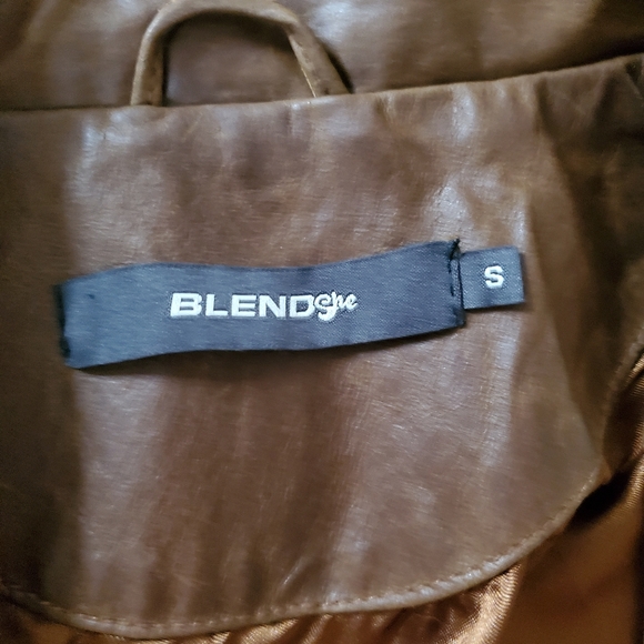 Leather jacket - Picture 5 of 7